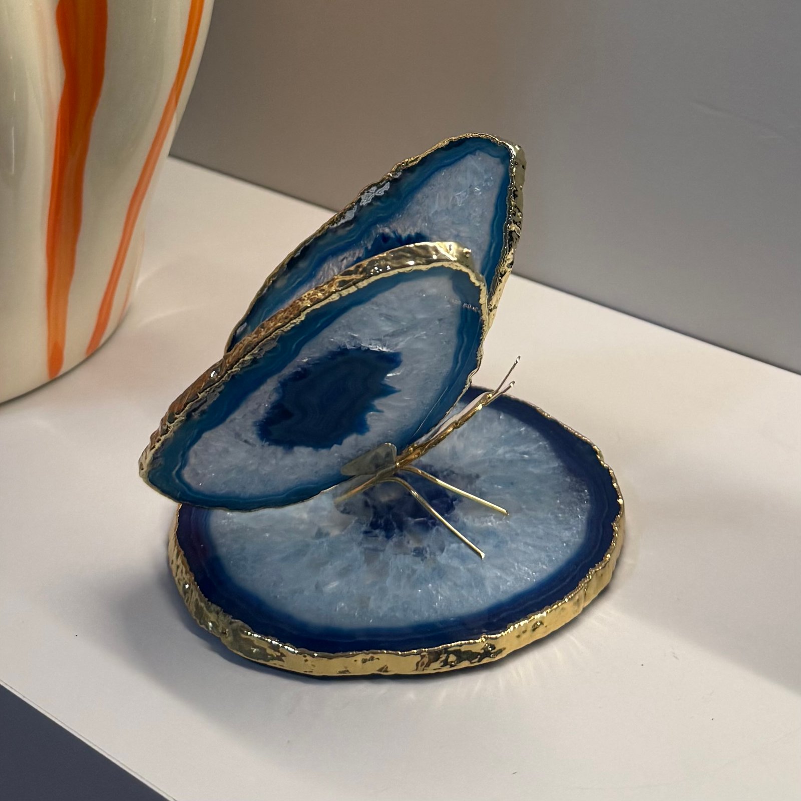 Borboleta Decorativa em Ágata Azul com Borda Dourada | 8 a 11 cm - Imagem 5